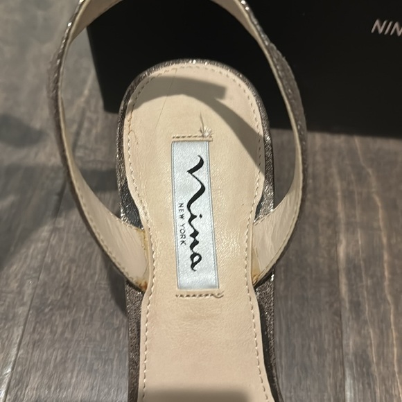 Nina New York Rhinestone Wedge Sandals Bronzette Gold Size 8.5 - Picture 7 of 10